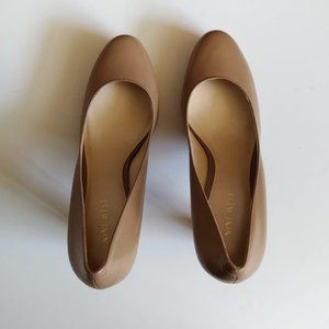 Nine West NW Noteworthy Taupe Leather Block Heels